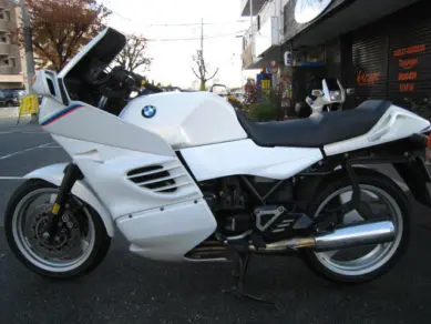 BMW-K1100RS-001-389x292.jpg.webp