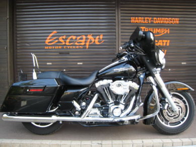 HARLEY-DAVIDSON FLHX ストリートグライド　キャブ車
