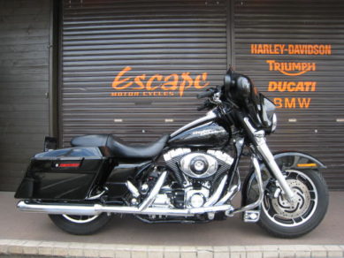 HARLEY-DAVIDSON FLHX ブラック