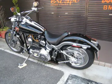 Harley-Davidson　FXSTD　ソフテイルデュース　不動車 2003年式 ソフテイル FXSTD 年式別モデルカタログ | バージンハーレー