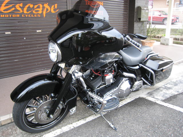 HARLEY-DAVIDSON FLHTCU-i ウルトラ カスタム | Escape Bike