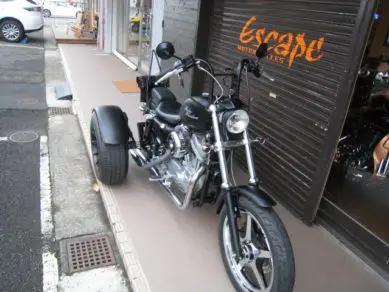 XL883 トライク | Escape Bike
