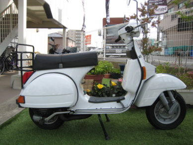 VESPA PX200E Rキャリア付き