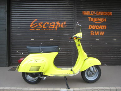 VESPA 50S イエロー