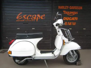 VESPA P150X | Escape Bike