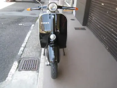 VESPA 50Sビンテージ 黒 | Escape Bike