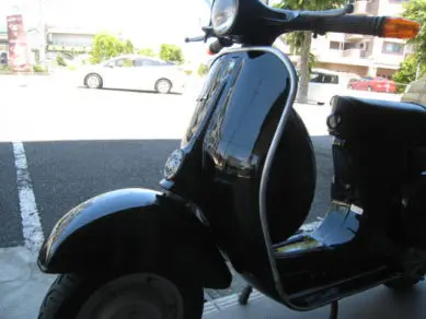 VESPA 50Sビンテージ 黒 | Escape Bike