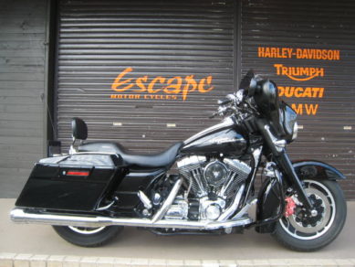 HARLEY-DAVIDSON FLHX ストリートグライドキャブ車