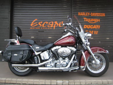 HARLEY-DAVIDSON FLSTC ヘリテイジクラシック1580