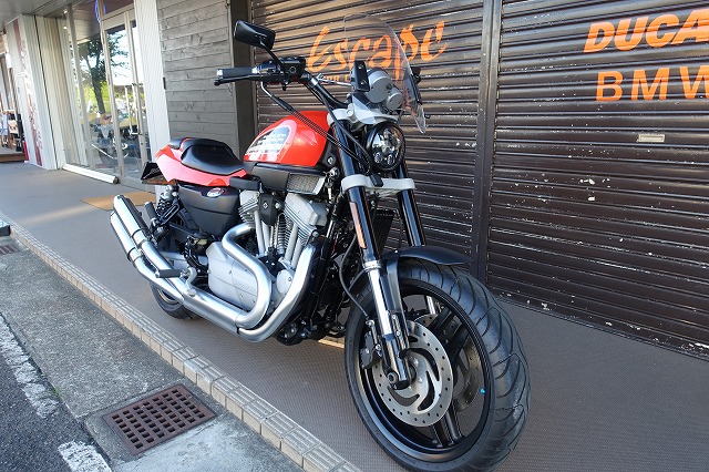 コウタロウ希少!!ハーレーXR1200モータステージフルエキマフラー XR1200 モータステージマフラー | Escape Bike