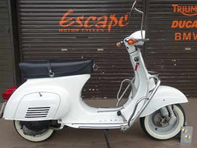VESPA 100ビンテージ バンパー付き