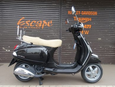 VESPA LX150ie ブラック