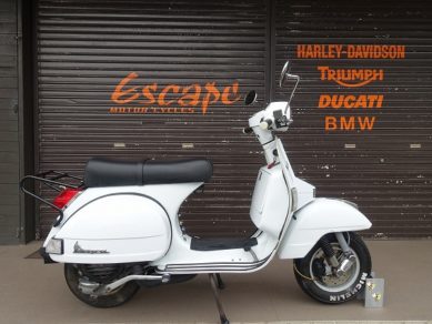 VESPA PX200FL2 ホワイト