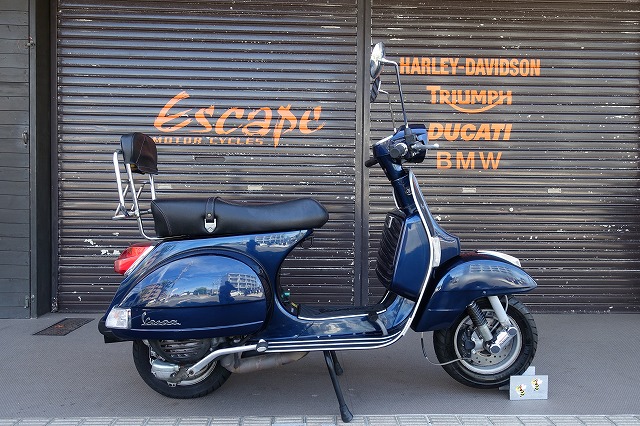 ベスパ PX125 euro3 車庫保管 VESPA 2ストローク ハンドチェンジ 最終型 自賠責R8/8まで VESPA PX125ユーロ3 ブルーM | Escape Bike