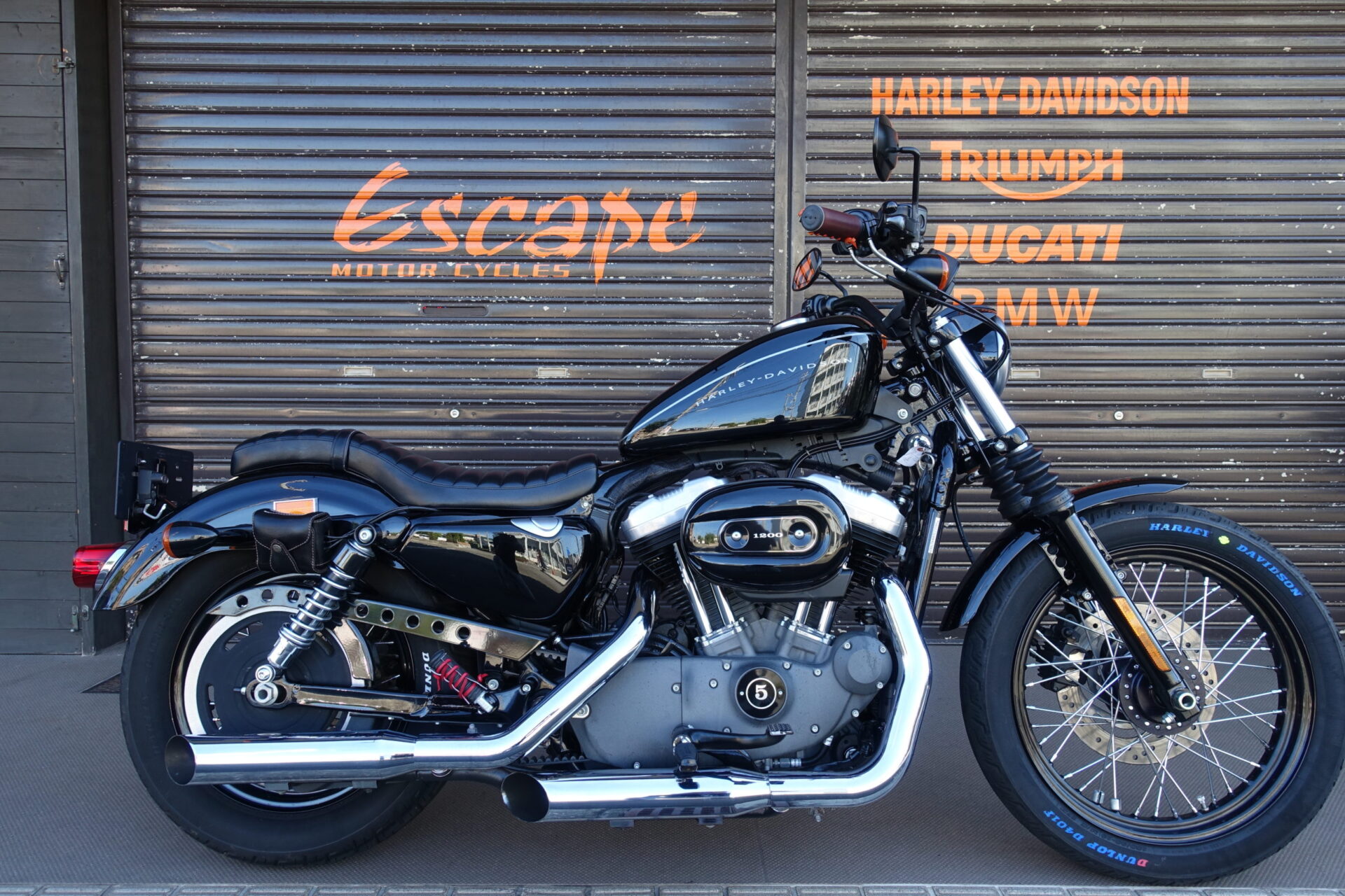 ★ハーレー　xl1200n ナイトスター　車検残有り！　ライトカスタム！　北米仕様マフラー！スモールウィンカー！ETC！ピンストペイント！★ ☆ハーレーxl1200n ナイトスター車検残有り！ライトカスタム！北米仕様