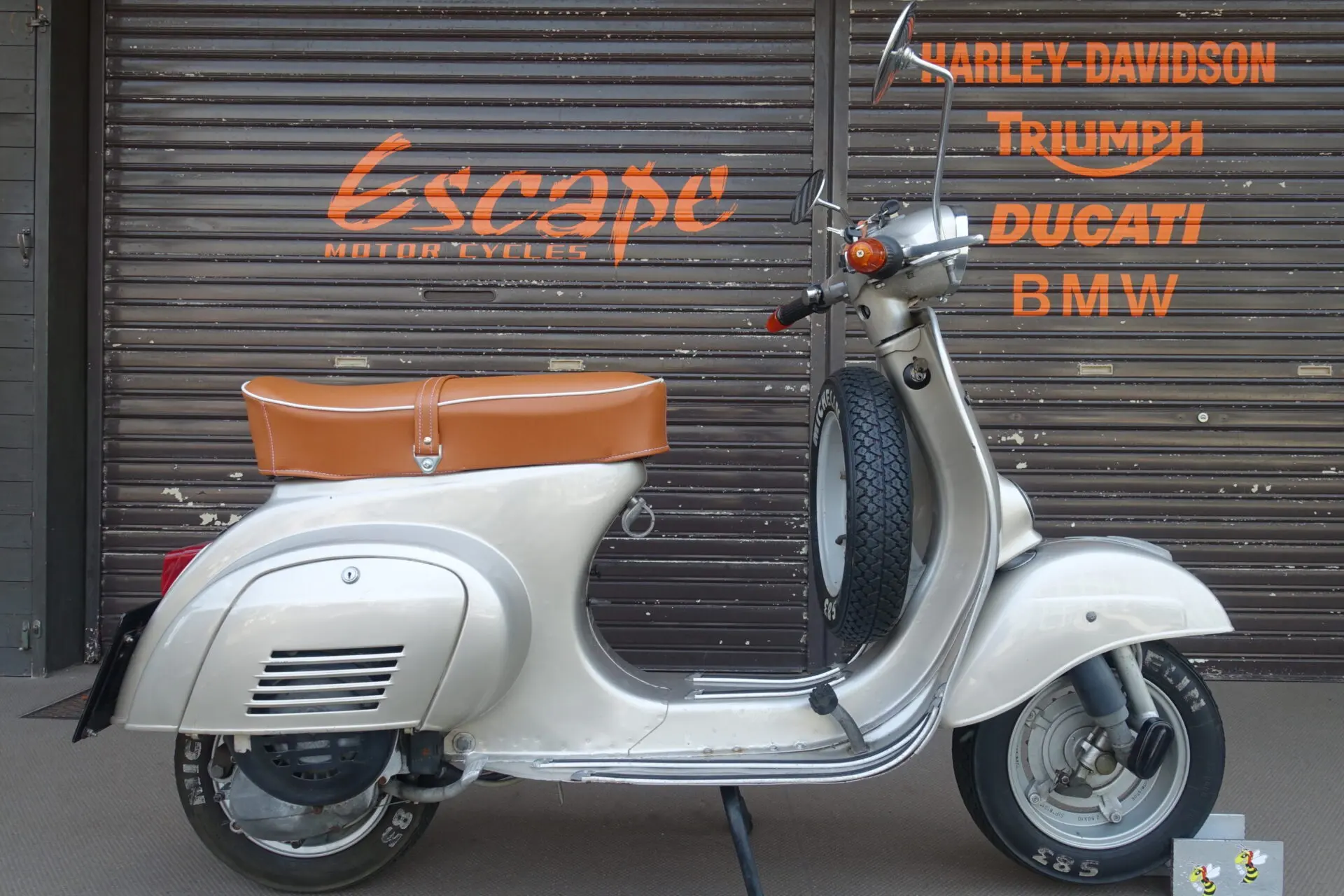 VESPA ET3 シャンパンゴールド | Escape Bike VESPA ET3 シャンパンゴールド | Escape Bike