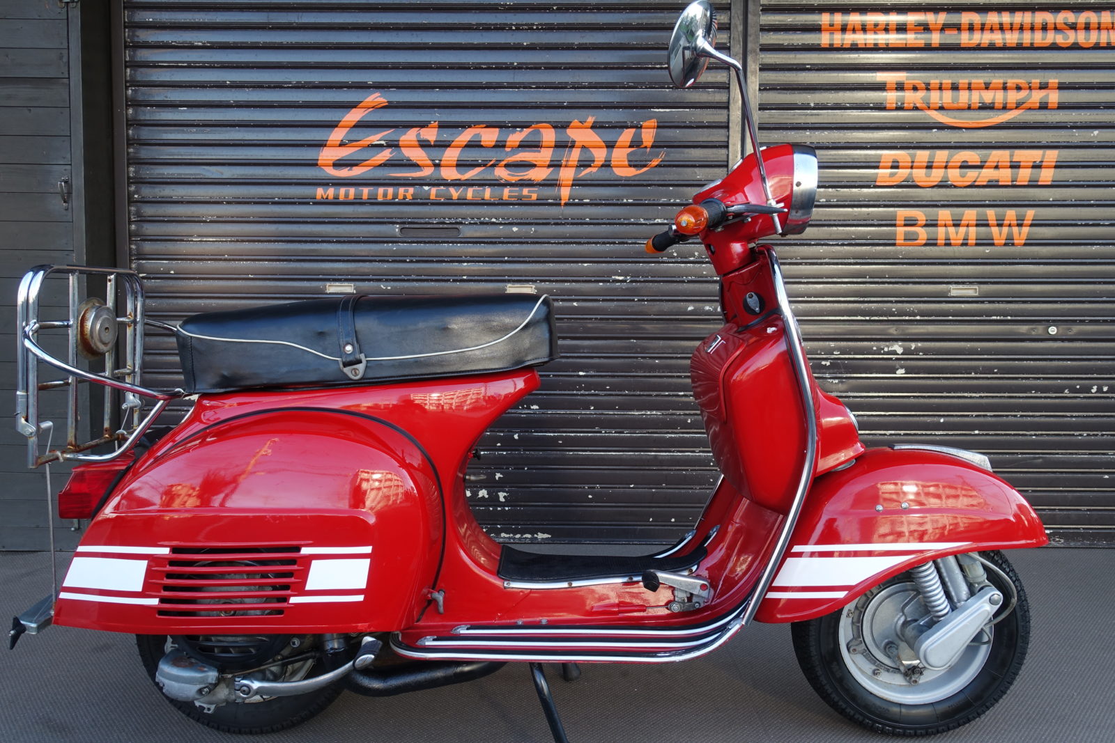VESPA rally200 レストア車