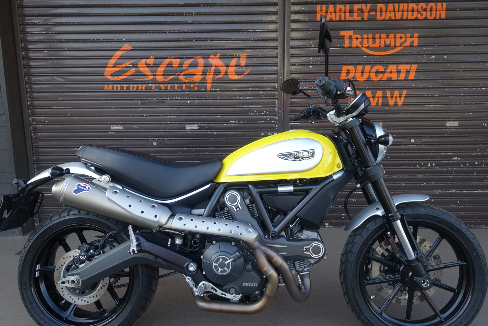 DUCATI スクランブラー アイコン テルミフルエキマフラー