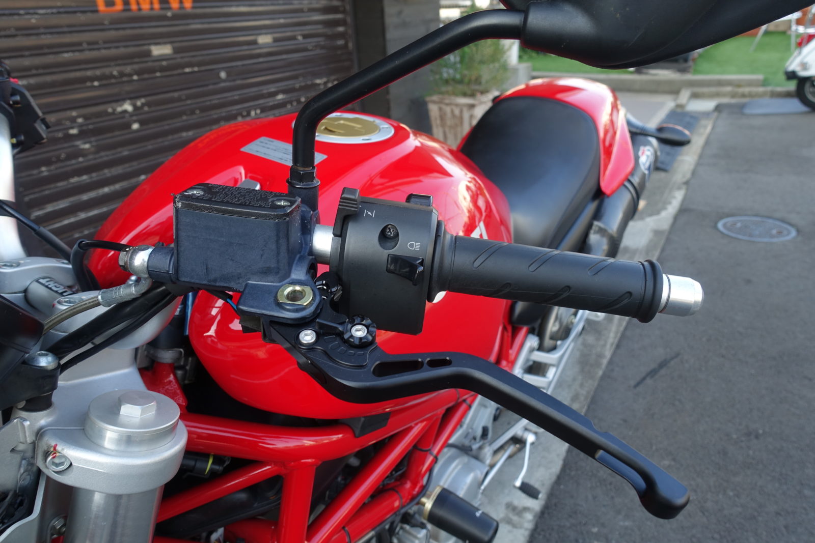 DUCATI モンスター400 テルミニョーニマフラー | Escape Bike