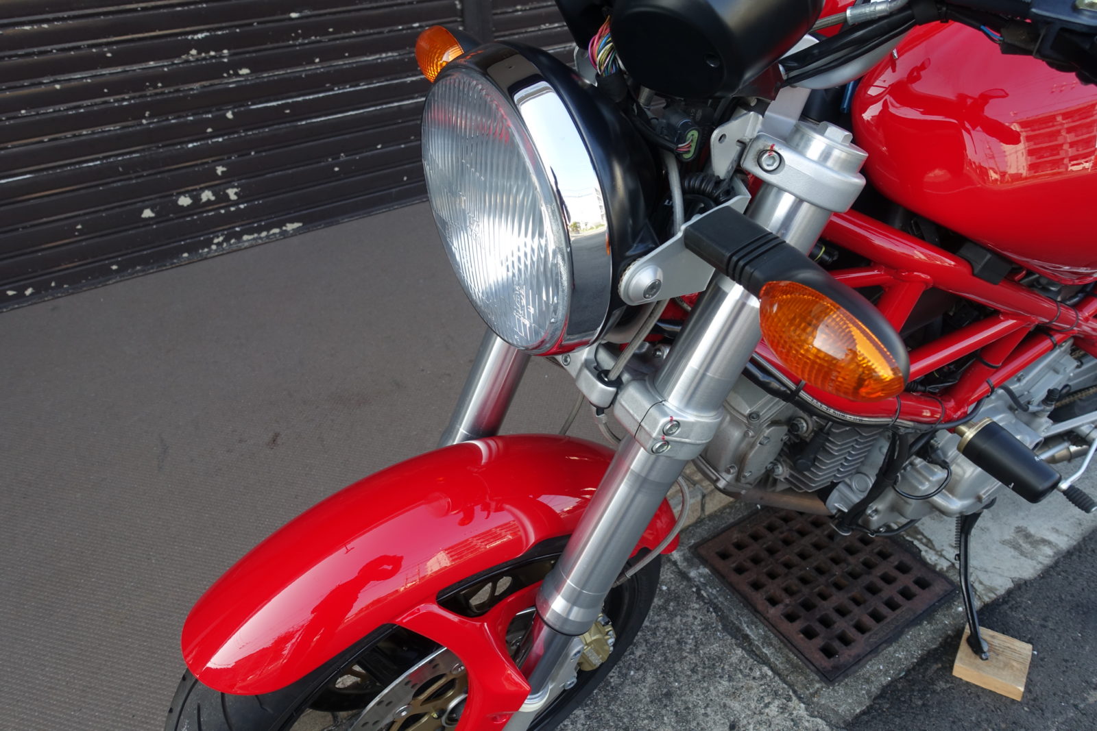 DUCATI モンスター400 テルミニョーニマフラー | Escape Bike