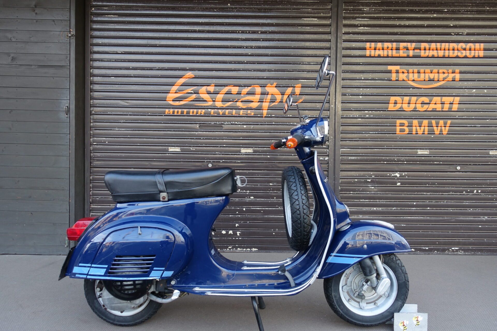 ベスパ　ET3 VESPA ET3 シャンパンゴールド | Escape Bike