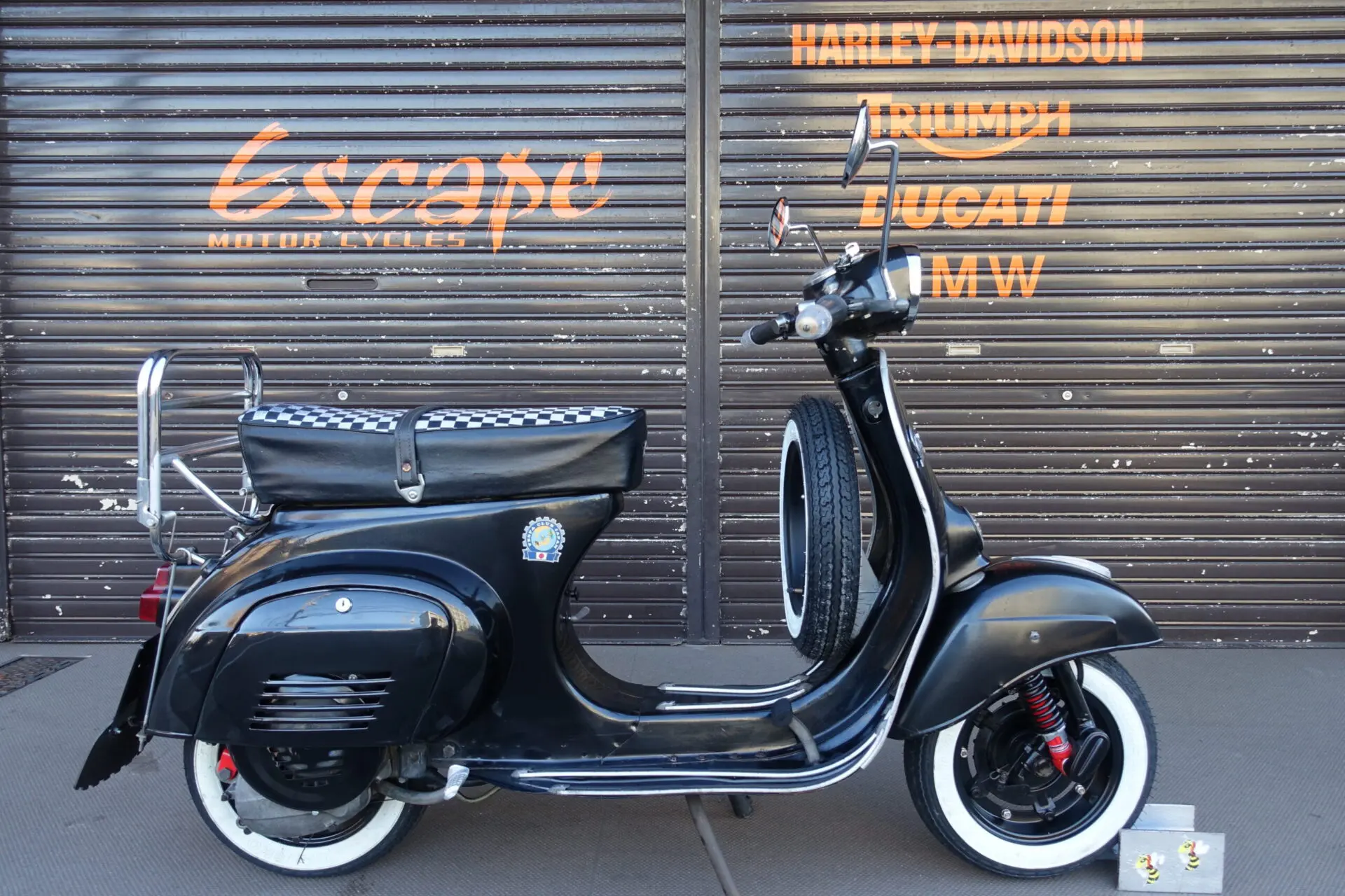 VESPA 125ET3 前後CARBONEサス | Escape Bike