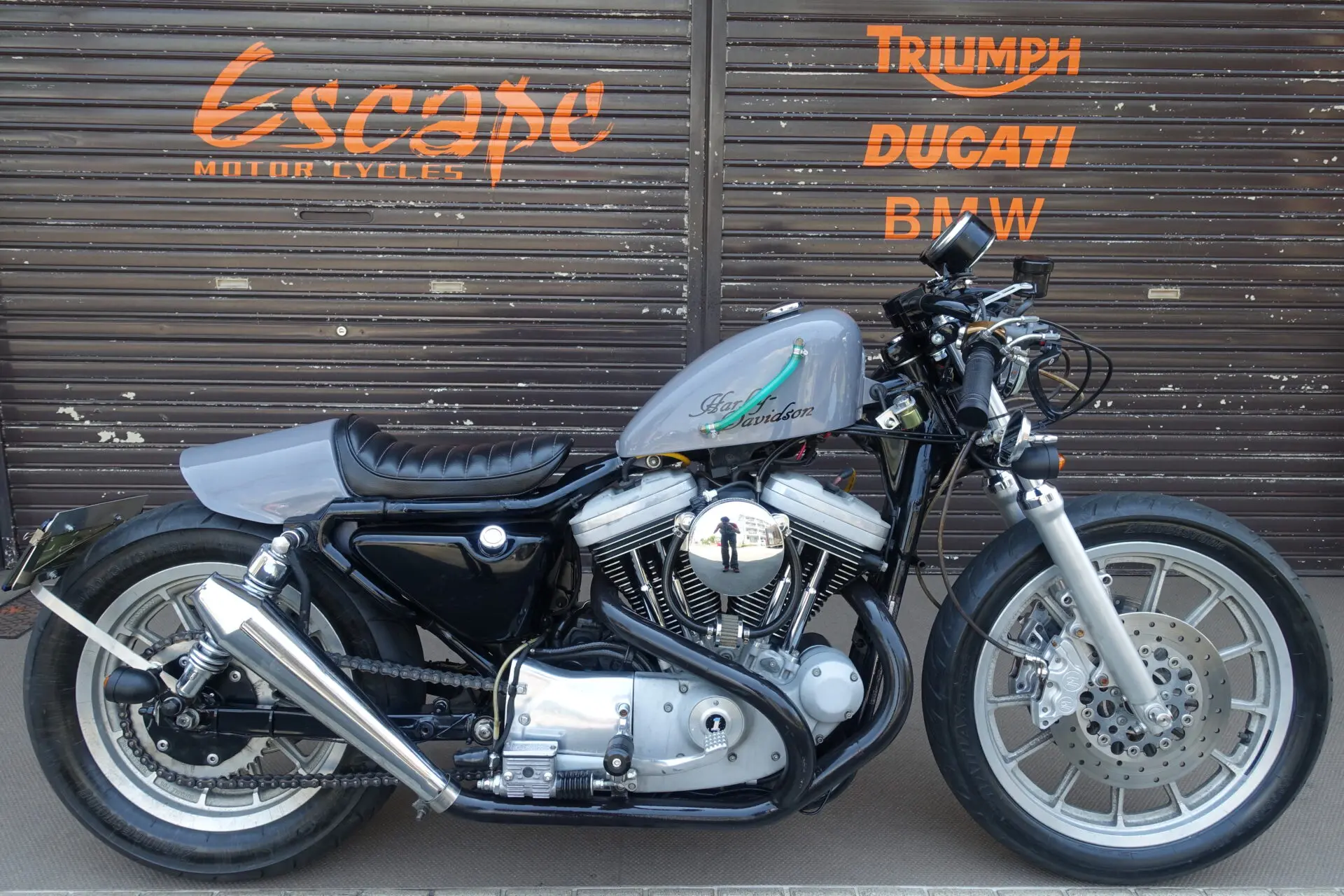 XL1200S カフェカスタム | Escape Bike