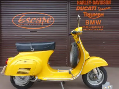 VESPA 50S 再生産前モデル | Escape Bike