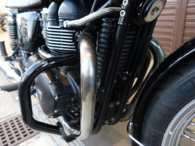TRIUMPH ボンネビルT100 ブラウンシート AELLAbroraリアサスペンション