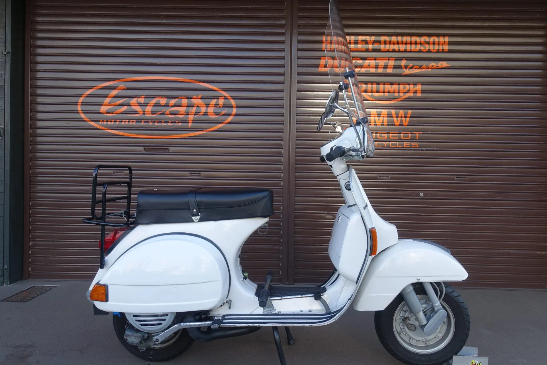 VESPA | Page 5 of 30 | Escape Bike