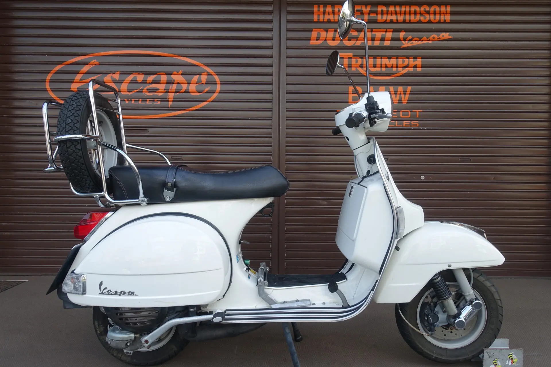 VESPA PX150Euro3 3Wayリアキャリア タンデムステップ | Escape Bike