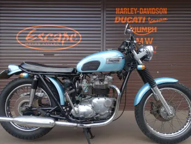 TRIUMPH T140ボンネビル ウェストコーストカスタム | Escape Bike