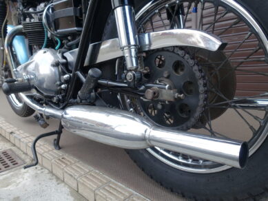TRIUMPH T140ボンネビル ウェストコーストカスタム | Escape Bike