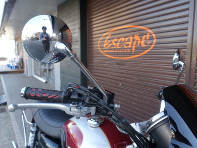TRIUMPH ボンネビルT100 大和ステンレストライアンフタイプマフラー