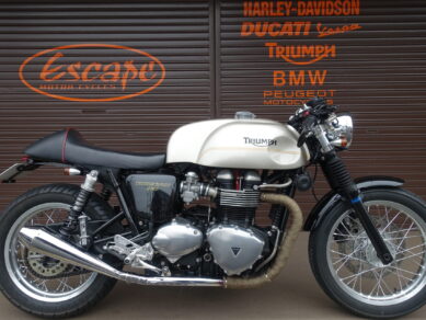 TRIUMPH スラクストン マンクススタイルコンプリートカスタム