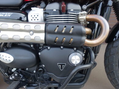 TRIUMPH ストリートスクランブラー スクリーン ストーンガード ハンド