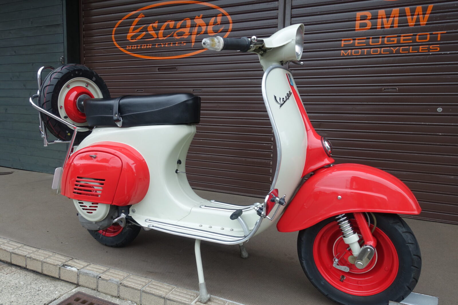 VESPA 50S MOD'Sツートンカラー 75ccボアアップ メッキマフラー ダルマ