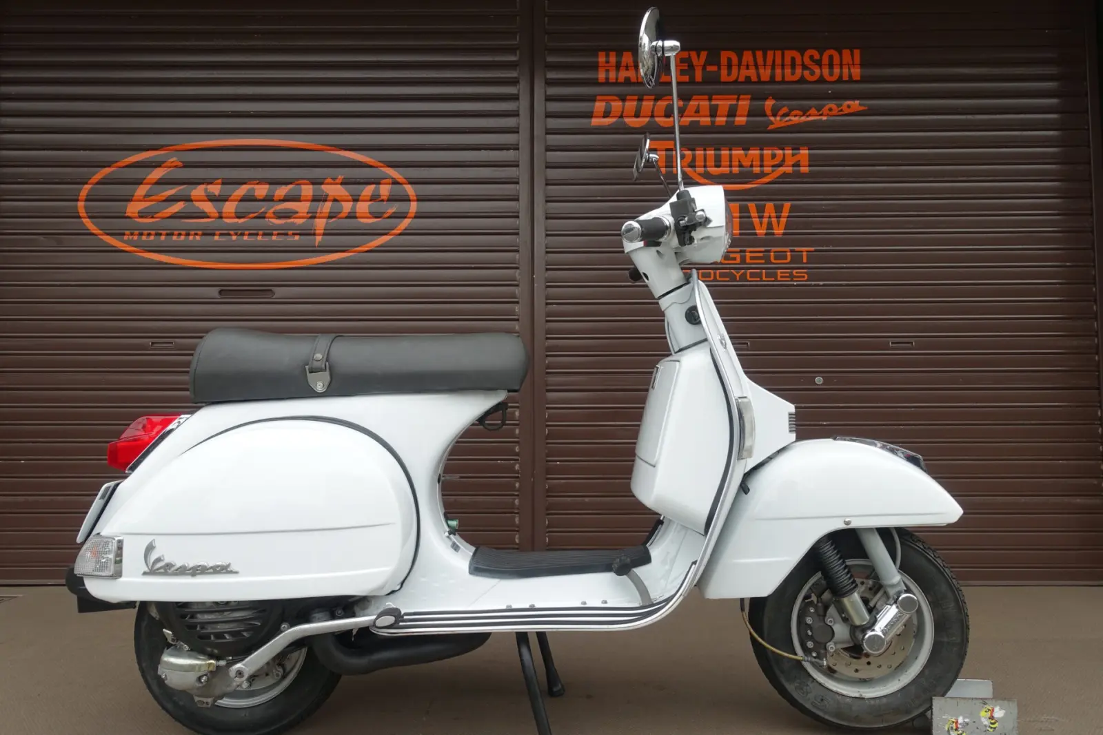 Vespa P200E PX FL2 200ラリー　　　 150SV etc. VESPA PX200FL2 | Escape Bike