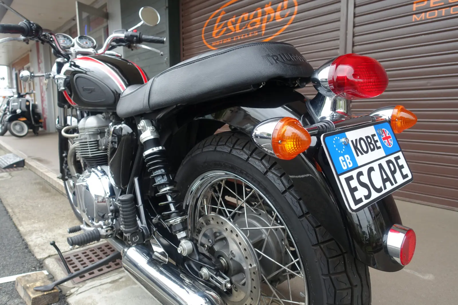 超美品‼️大和ステンレスマフラー キャプトン型 空冷ボンネビルT100用 TRIUMPH ボンネビルT100 空冷キャブ車 大和ステンレスキャプトン