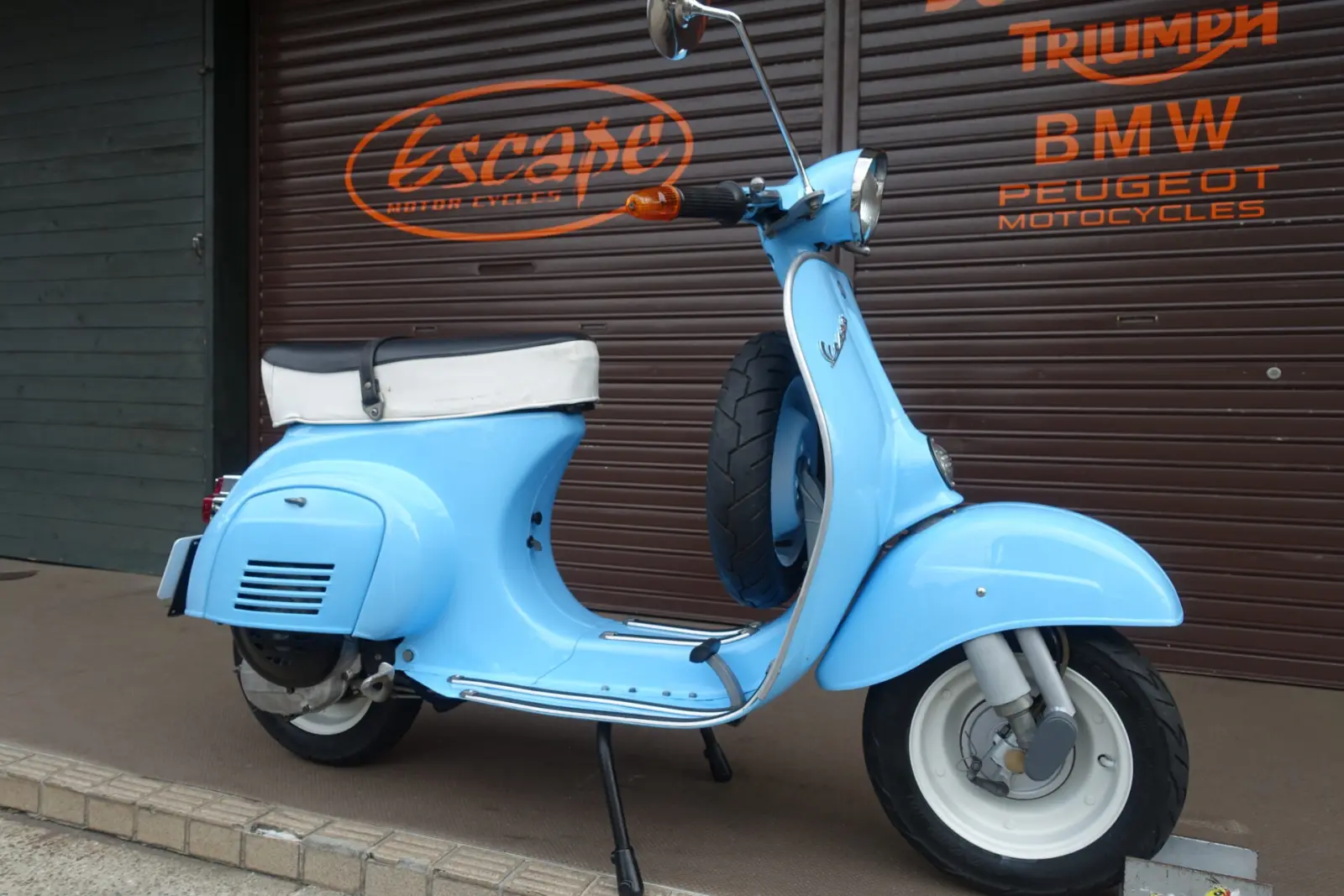 VESPA 100 スカイブルー SITOマフラー | Escape Bike